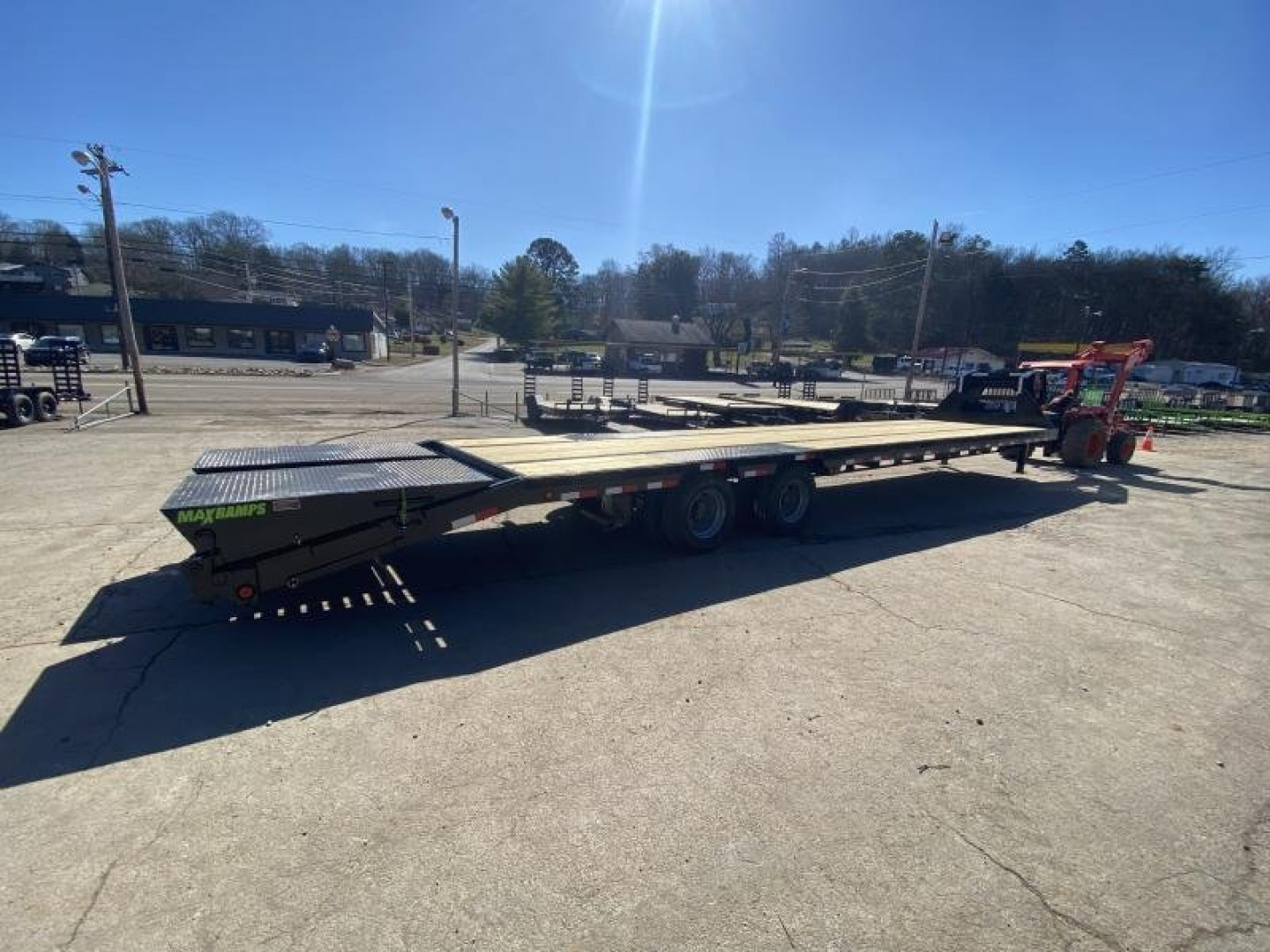 New2023 Load Trail 102" x 40' Tandem Low-Pro 40K GVWR Gooseneck Equipment Trailer - Image 5