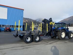 Palms forestry trailer H10U with forestry crane K5.87 Z crane