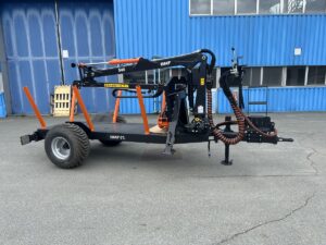 BMF 6T2 with forestry crane BMF 540