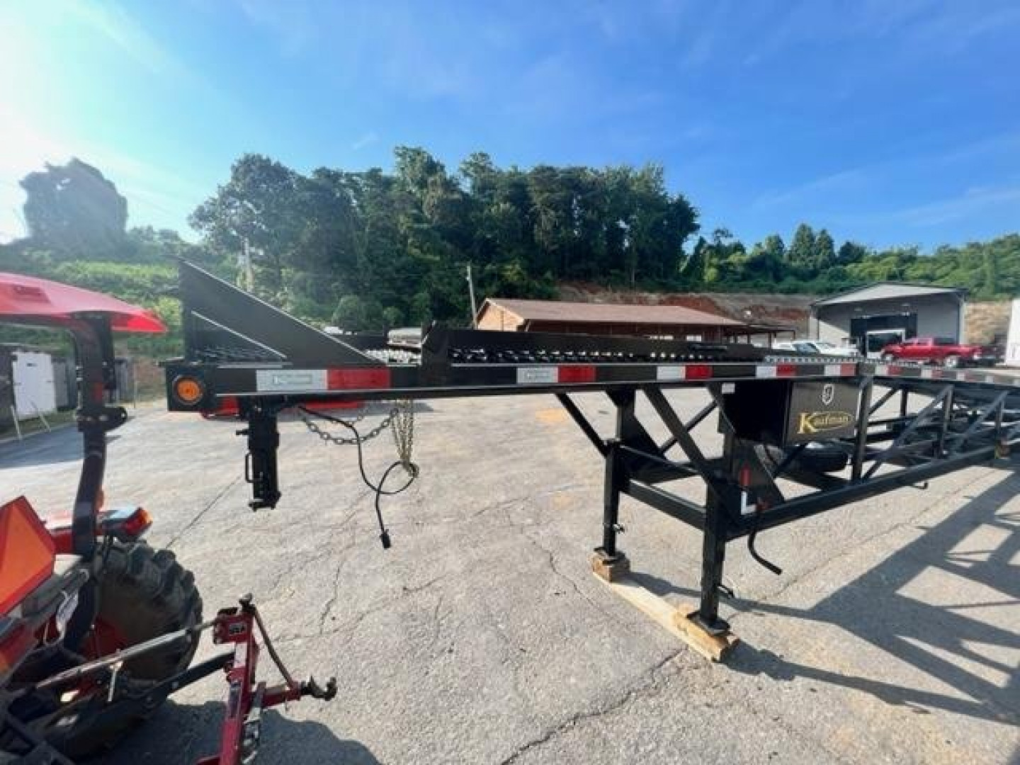 Used2022 Outlaw Trailers Wedge Trailer Equipment Trailer - Image 4