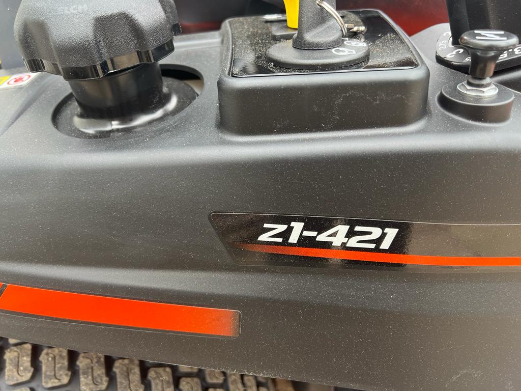 2025 Kubota Z412 Lawn Mower - Image 8