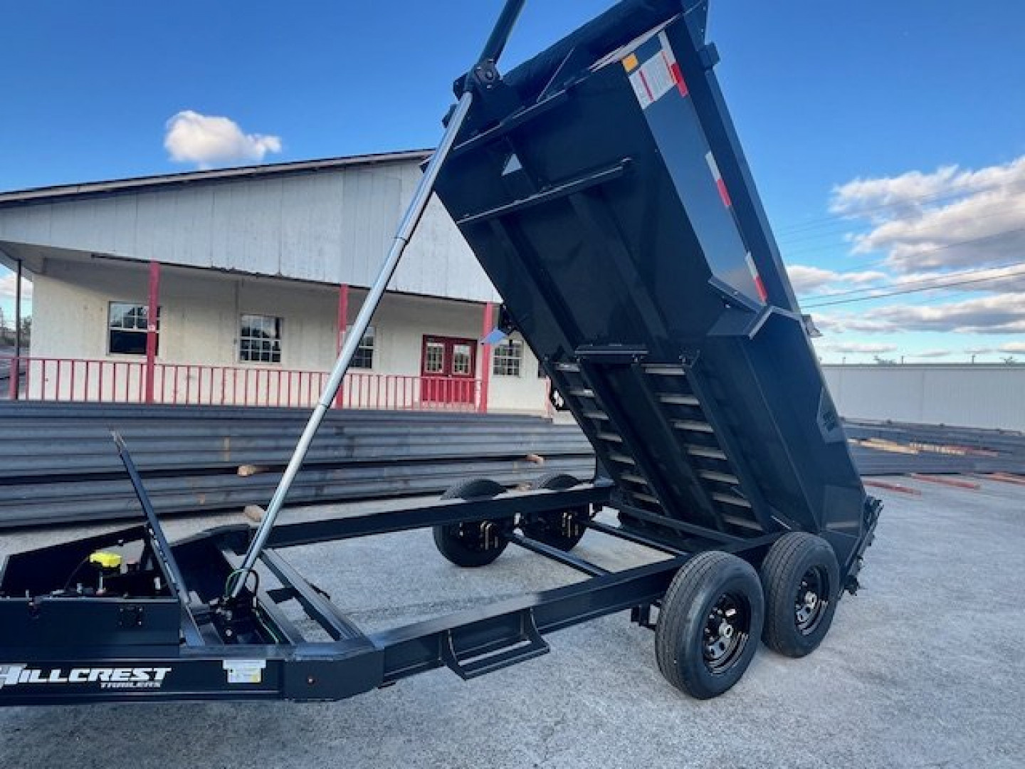 New2025 Hillcrest Trailers 6' x 12' 10K Dump Trailer - Image 5