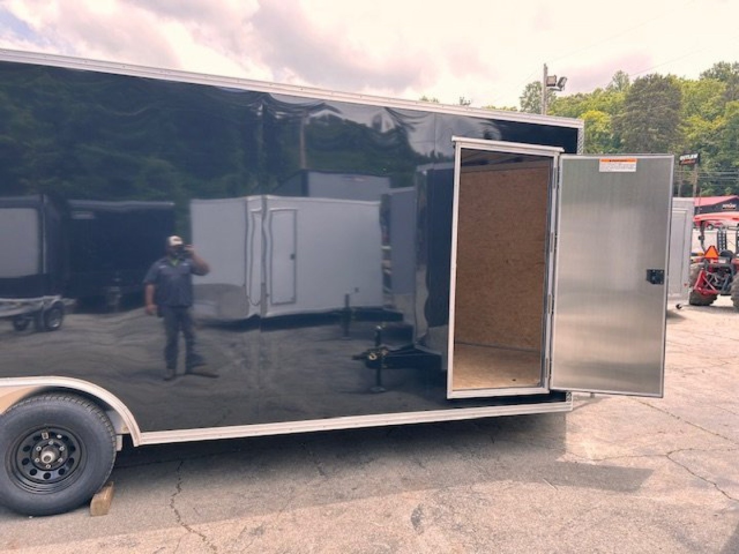 New2025 Stealth Trailers 8.5X24 xlt 10K Cargo / Enclosed Trailer - Image 9