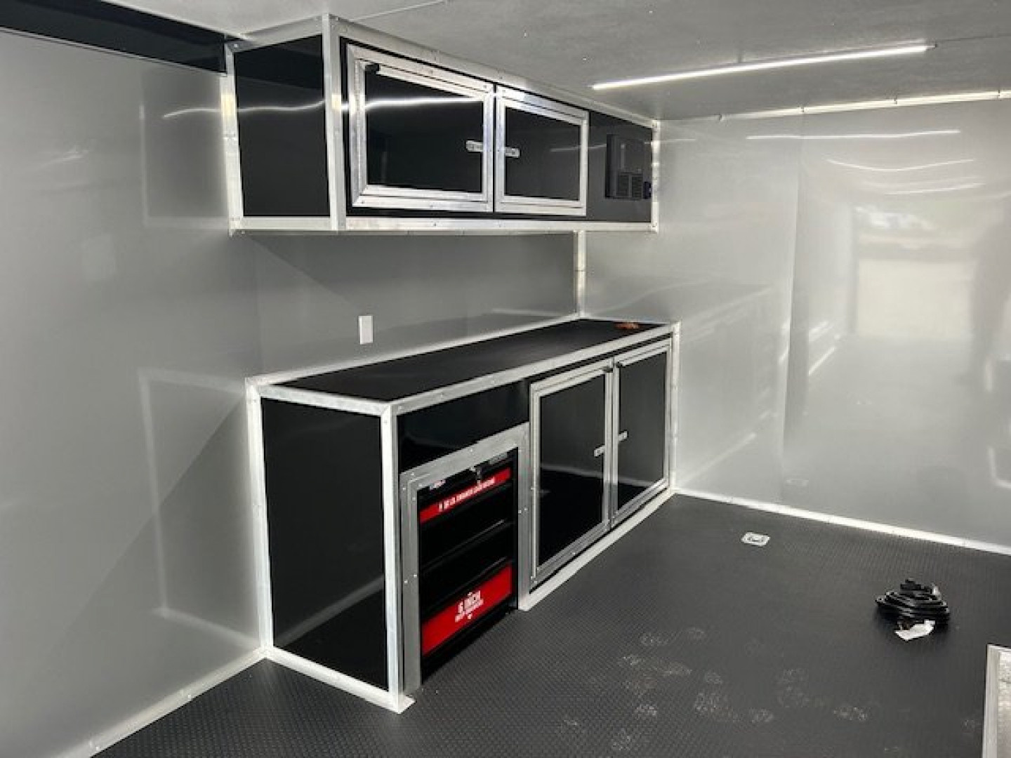 New2025 Outlaw Trailers 8.5x28 12k Car / Racing Trailer - Image 6