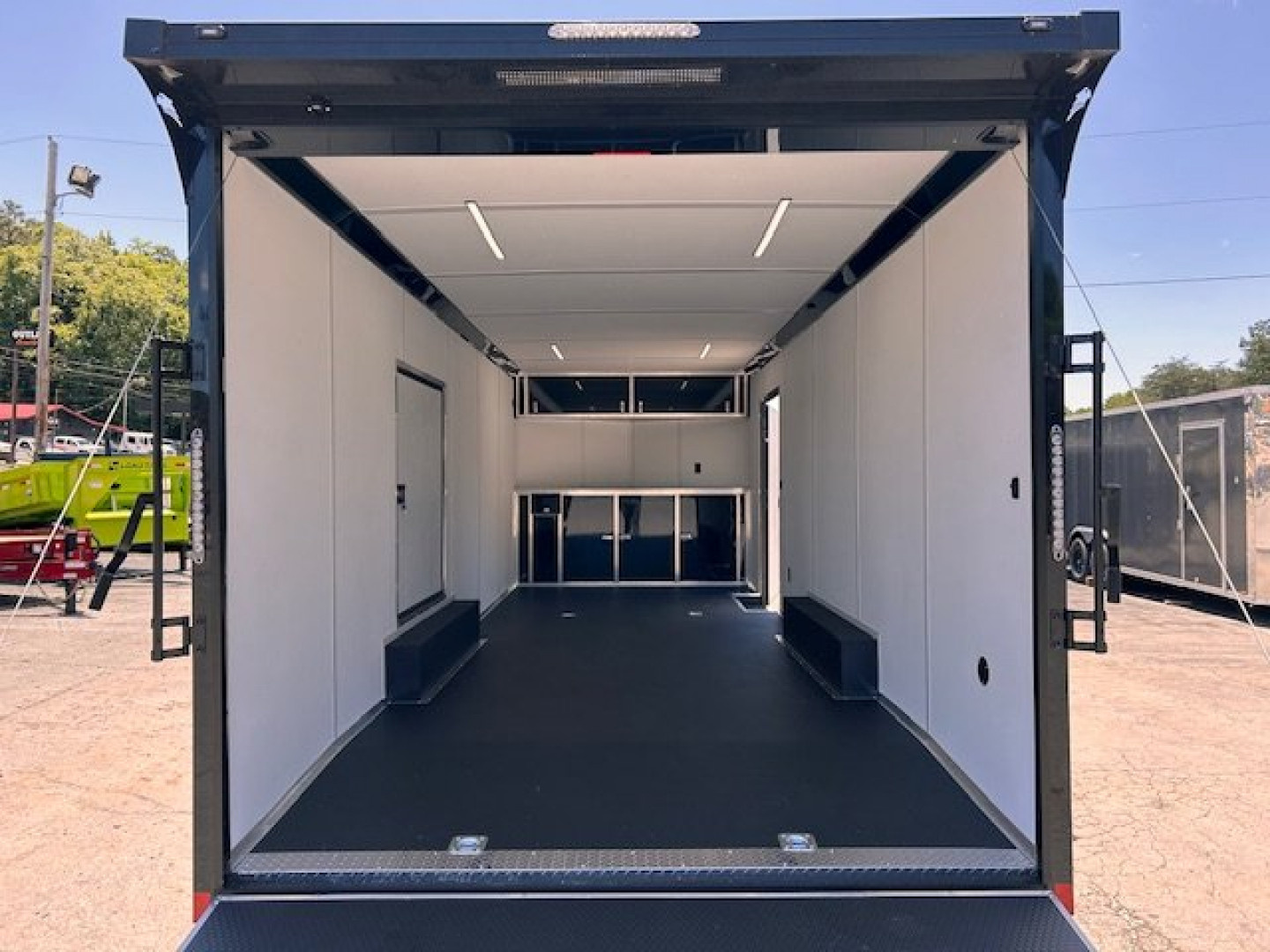 New2025 American Hauler 8.5x24 Car / Racing Trailer - Image 10