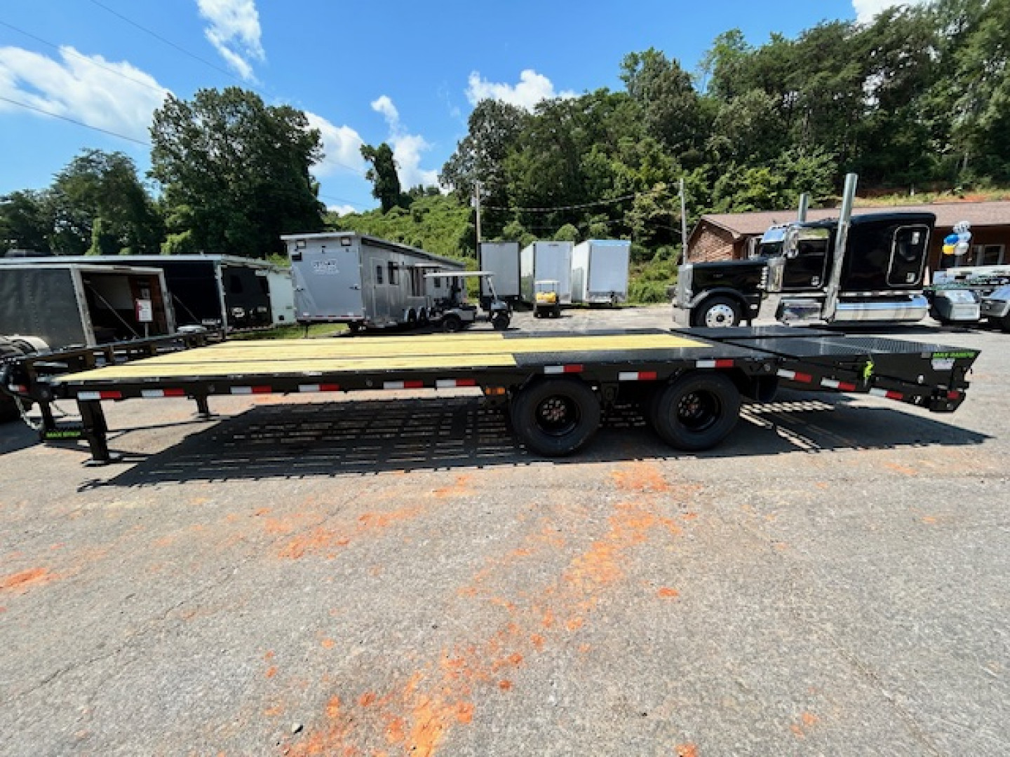 New2026 Load Trail 102x25 20k pintle Equipment Trailer - Image 2