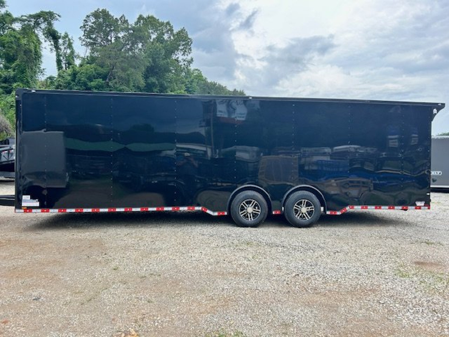 New2025 Outlaw Trailers 8.5x28 12k Car / Racing Trailer - Image 11