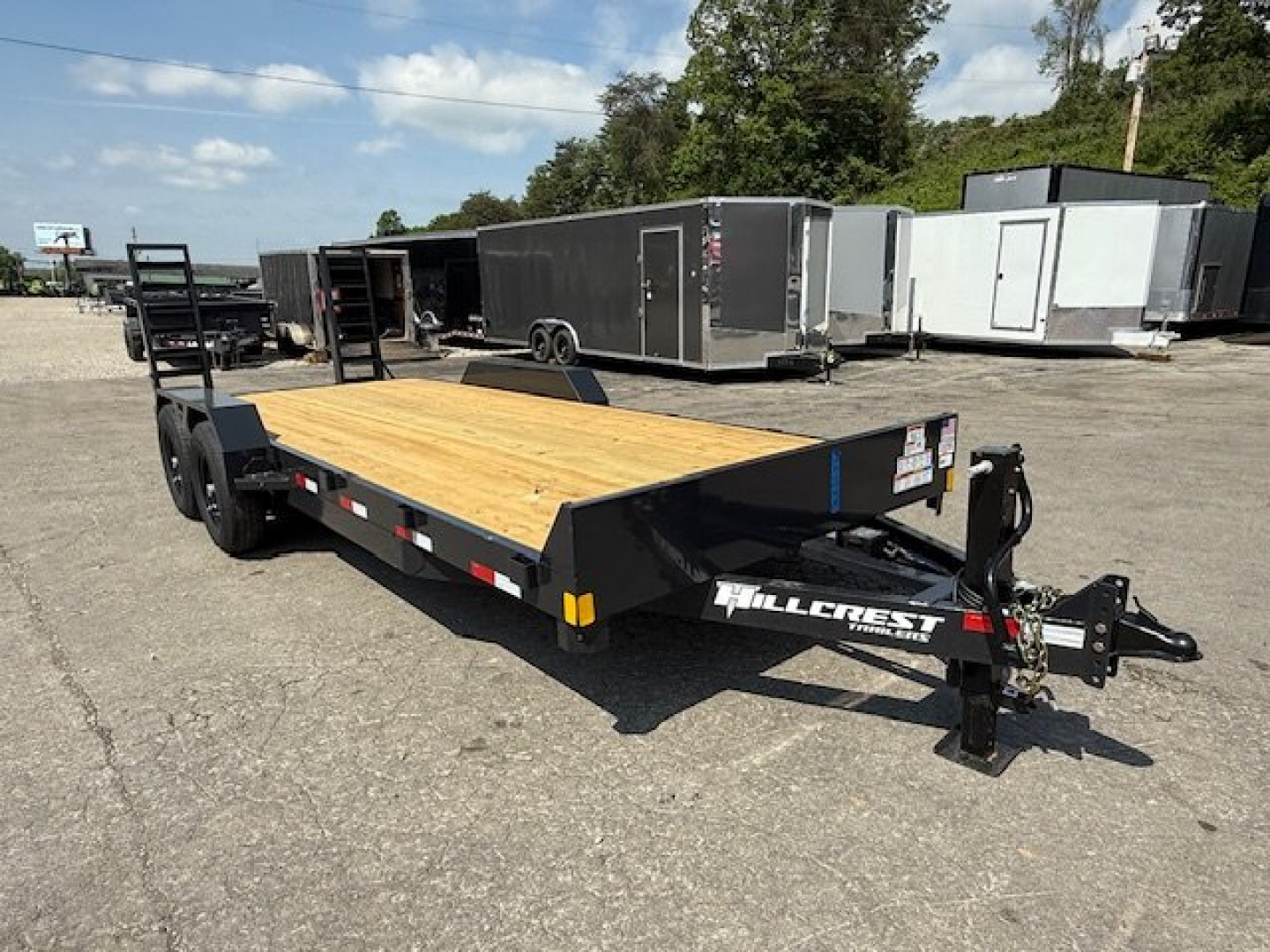 New2025 Hillcrest Trailers 18+2 14k Equipment Trailer - Image 3