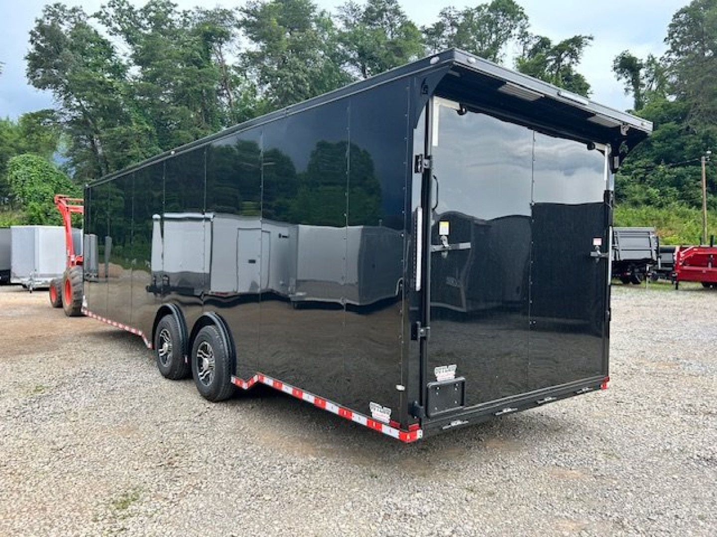 New2025 Outlaw Trailers 8.5x28 12k Car / Racing Trailer - Image 4