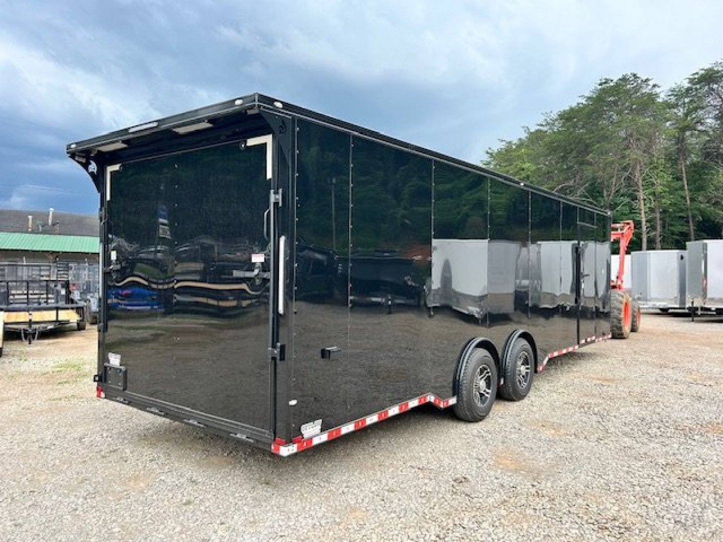 New2025 Outlaw Trailers 8.5x28 12k Car / Racing Trailer - Image 8
