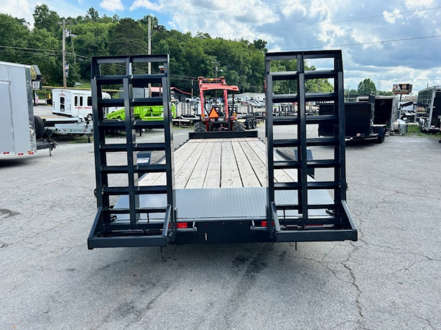 New2025 Hillcrest Trailers 22+2 16k Equipment Trailer - Image 5