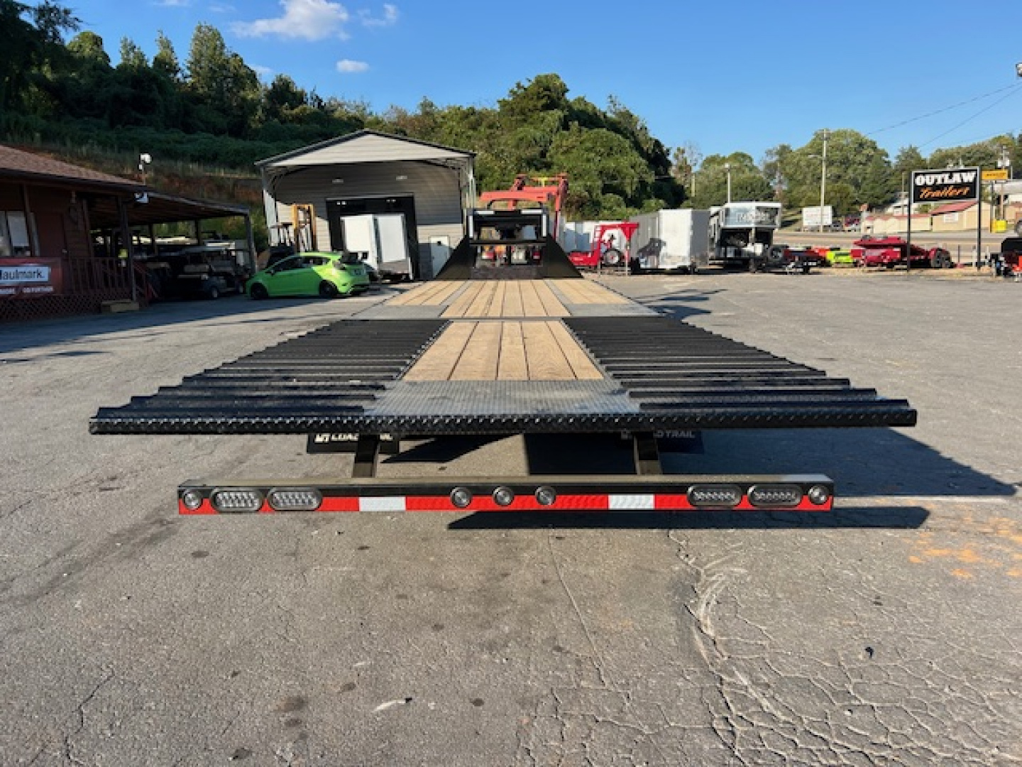New2026 Load Trail 102x32 hyd dove Equipment Trailer - Image 6