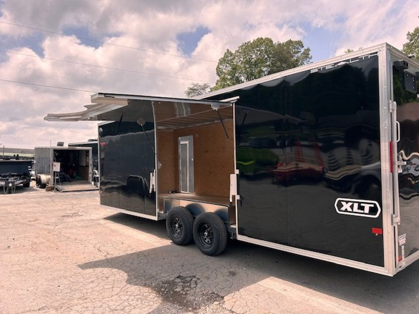 New2025 Stealth Trailers 8.5X24 xlt 10K Cargo / Enclosed Trailer - Image 7
