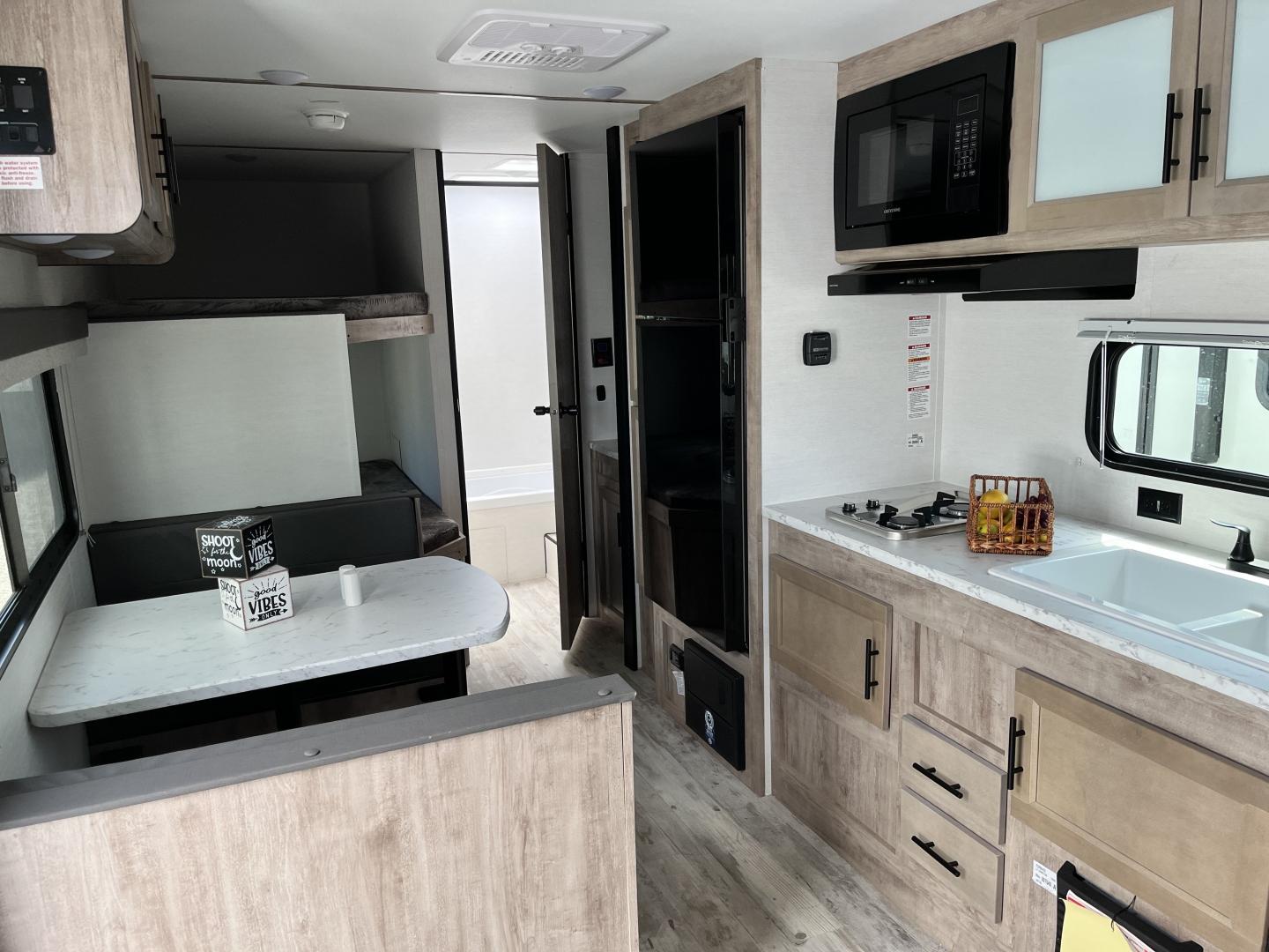 2025 GULF STREAM TRAILMASTER 248BH - Image 8