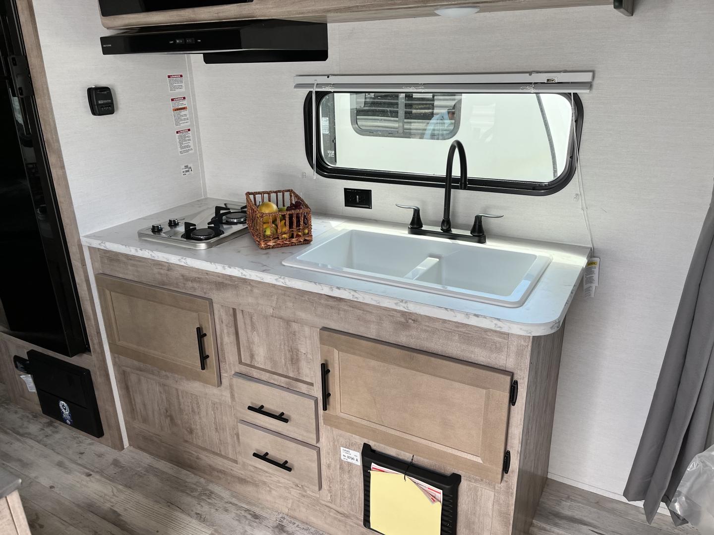 2025 GULF STREAM TRAILMASTER 248BH - Image 10