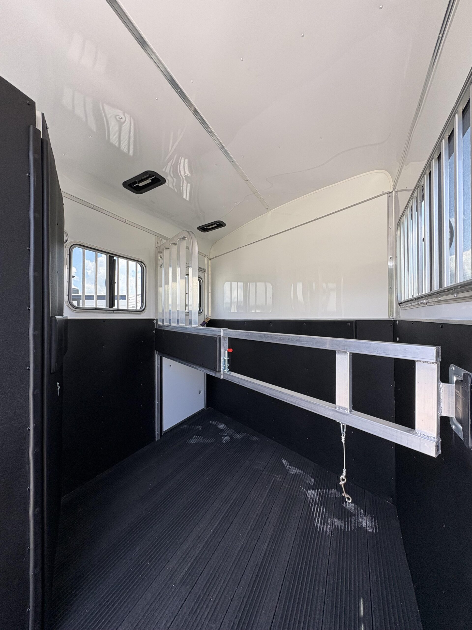 2026 HOMESTEADER STALLION 213SB 2 HORSE SLANT LOAD - BUMPER - Image 8