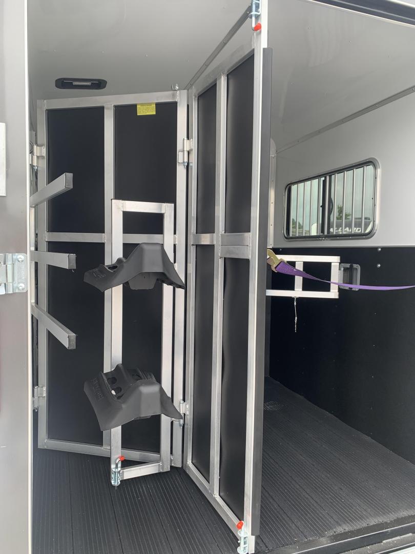 2025 HOMESTEADER STALLION 213SB 2 HORSE SLANT LOAD - Image 15