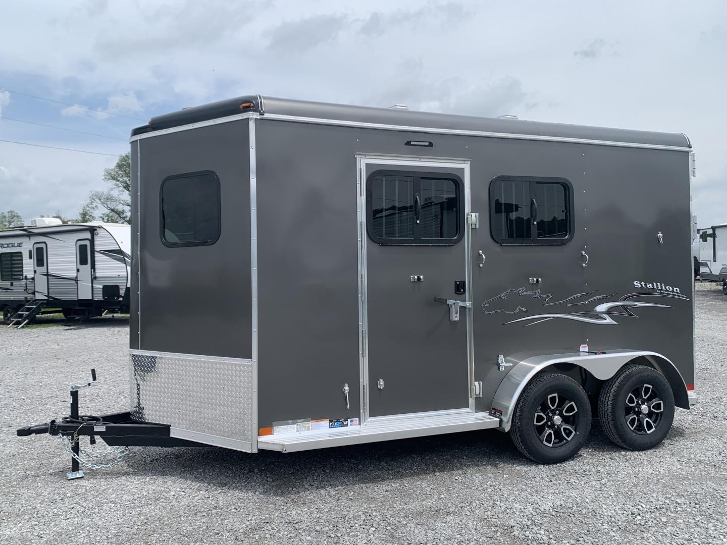 2025 HOMESTEADER STALLION 213SB 2 HORSE SLANT LOAD - Image 8