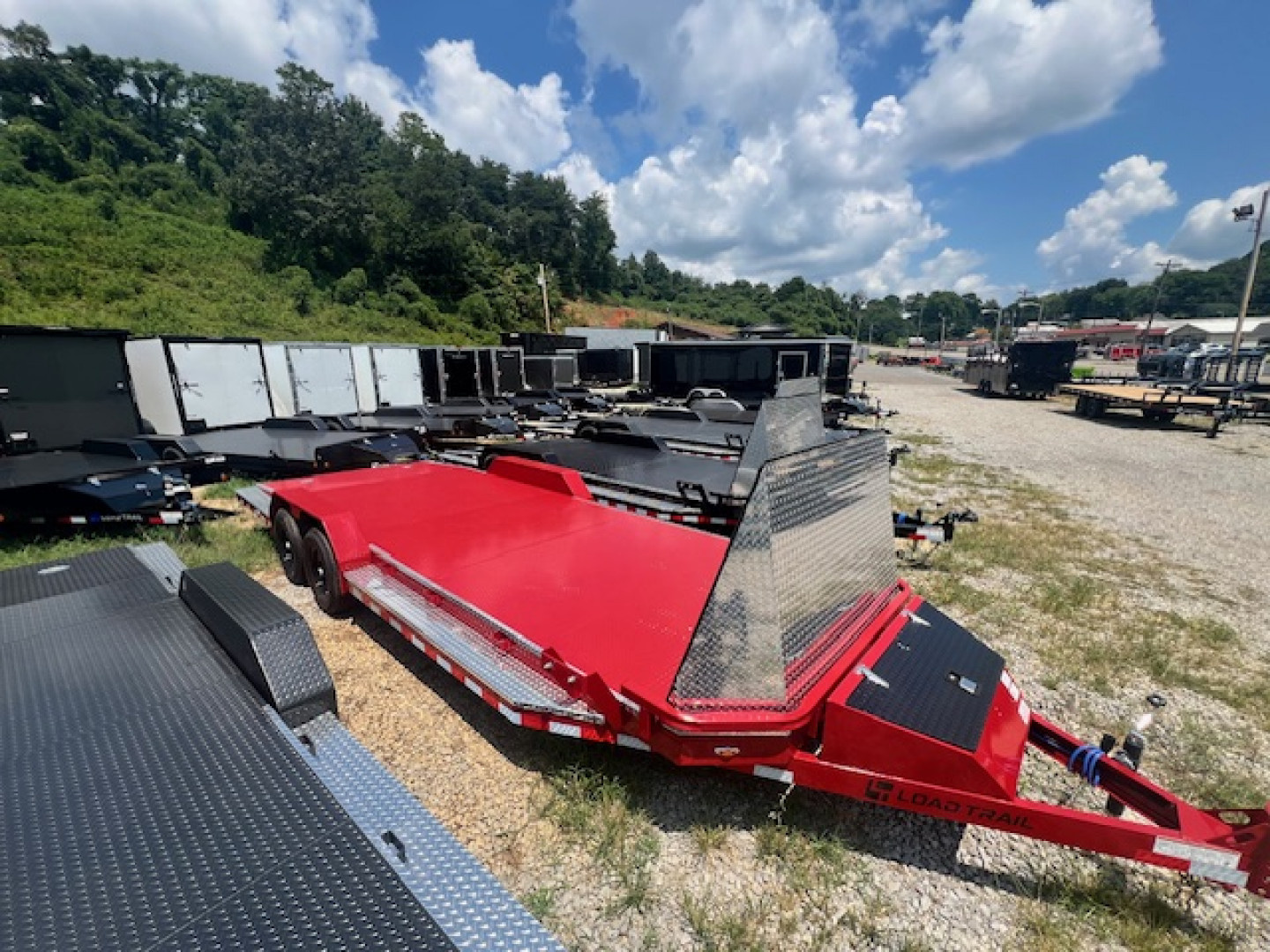 New2025 Load Trail 83X22 10K SPORT HAULER Car Hauler - Image 7