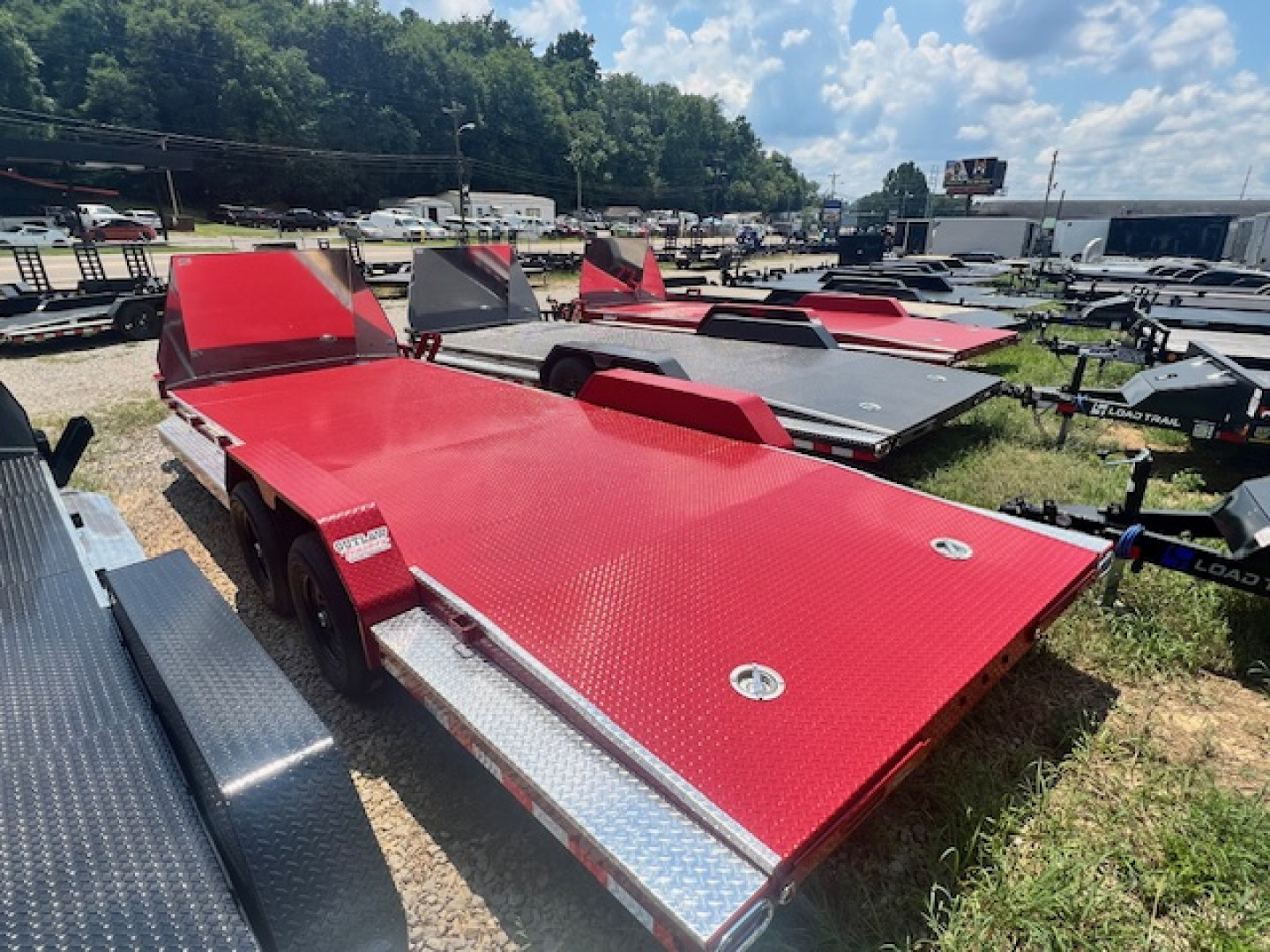 New2025 Load Trail 83X22 10K SPORT HAULER Car Hauler - Image 5